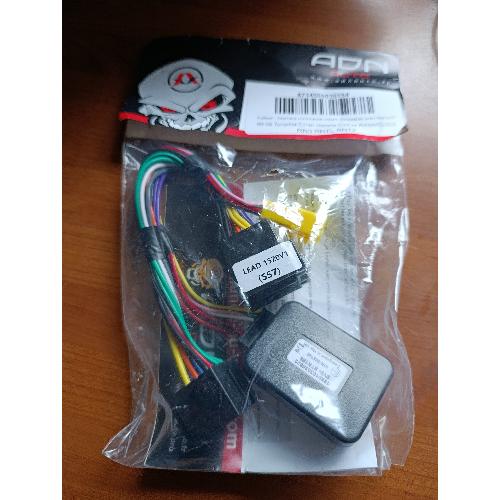 Commande au volant Universelle Interface Commande au volant RN3U compatible avec Renault 99-08 Tunerlist Ecran deporte Universelle