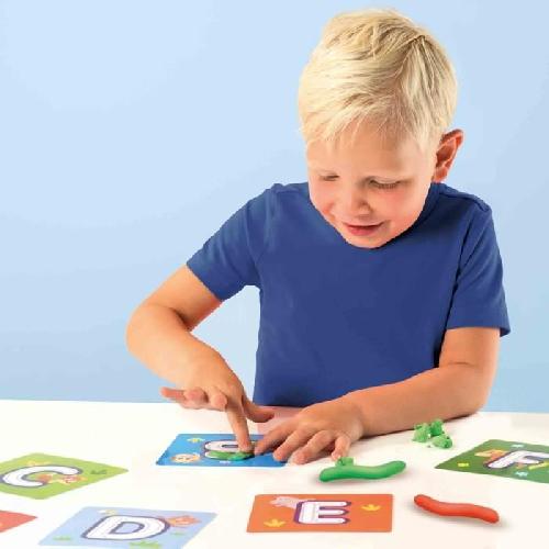 Jeu De Pate A Modeler J'apprends l'alphabet avec pâte a modeler - Jeu éducatif - SES CREATIVE - Familiarise-toi avec l'alphabet en t'amusant.