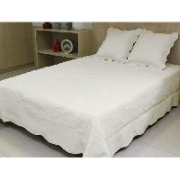 jetee-de-lit-boutis-couvre-lit