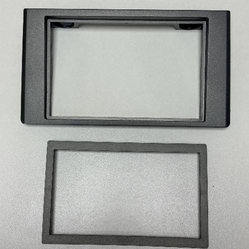 Facade autoradio Iveco Kit facade compatible avec IVECO DAILY 2012-14 GRIS METAL