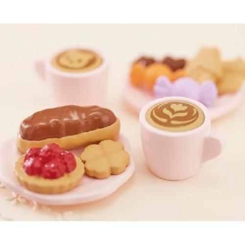 Figurine Miniature - Personnage Miniature La table du goûter - SYLVANIAN FAMILIES - 5742 - Set de table avec chaises. vaisselle et pâtisseries