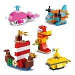 Jeu D'assemblage - Jeu De Construction - Jeu De Manipulation LEGO 11018 Classic Jeux Creatifs Dans L'Ocean. Boite de Briques. 6 Modeles Miniatures de Bateau. Sous-Marin. Baleine