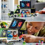 Jeu D'assemblage - Jeu De Construction - Jeu De Manipulation LEGO City 60388 Le Camion de Tournois de Jeux Vidéo. Jouet Enfants 7 Ans. Compétition eSport