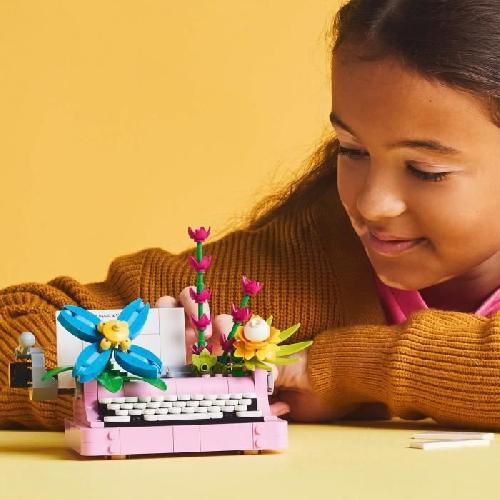 Jeu D'assemblage - Jeu De Construction - Jeu De Manipulation LEGO Creator 31169 3-en-1 La machine a écrire avec des fleurs - Jeu pour fille des 8 ans