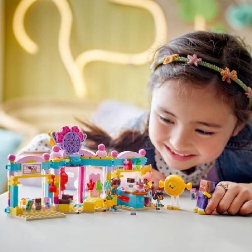 Jeu D'assemblage - Jeu De Construction - Jeu De Manipulation LEGO Friends 42649 La confiserie de Heartlake City - Boutique de bonbons pour filles