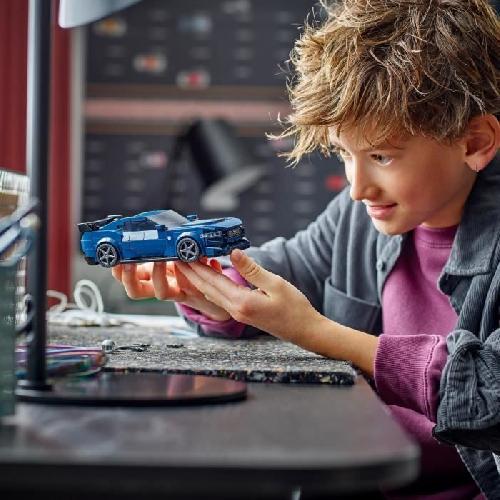 Jeu D'assemblage - Jeu De Construction - Jeu De Manipulation LEGO Speed Champions 76920 La Voiture de Sport Ford Mustang Dark Horse. Set pour Enfants