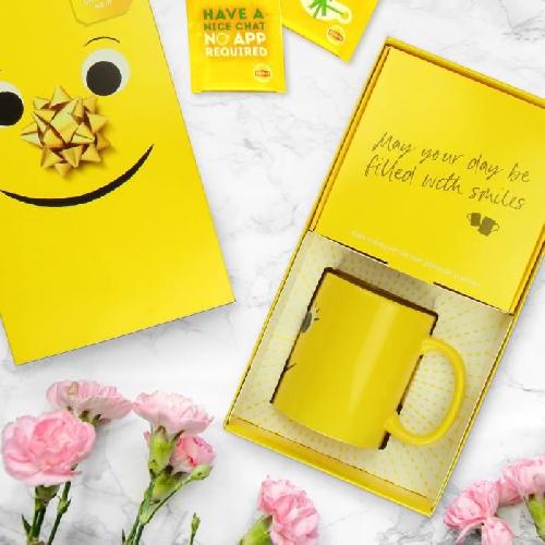 LIPTON The Yellow Label Coffret Cadeau Lipton avec tasse. 42 sachets +1 mug collector
