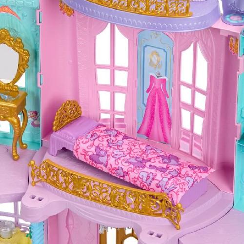 Poupee Mattel Château Aventures Magiques Disney PrincessesHLW29