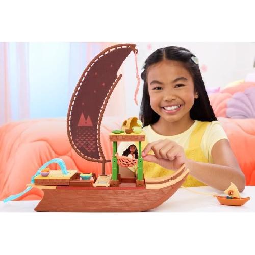 Poupee MATTEL Disney Vaiana 2 - La pirogue de Vaiana + 1 poupée Vaiana + HeiHei le poulet JBT78