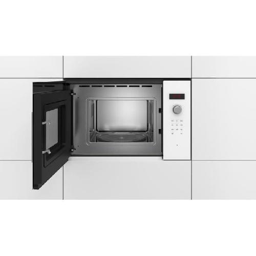 Micro-ondes Micro-onde encastrable - BOSCH SER4 - BFL523MW1F - Blanc - 59.4 x 31.7 x 38.2 cm