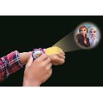 Accessoire De Jeu Multimedia Enfant Montre digitale avec projection de 20 images design Reine des Neiges