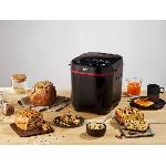 Machine A Pain MOULINEX Machine a pain. 1 kg. 17 programmes. 3 niveaux de dorage. Programmable. Maintien au chaud Pain et Plaisir OW220830