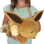 Peluche Peluche - BANDAI - Pokémon - Evoli (Eevee) 40cm - Peluche Pokémon toute douce qui dort