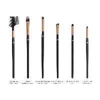 pinceaux-de-maquillage-applicateurs-de-maquillage pinceaux-de-maquillage-applicateurs-de-maquillage