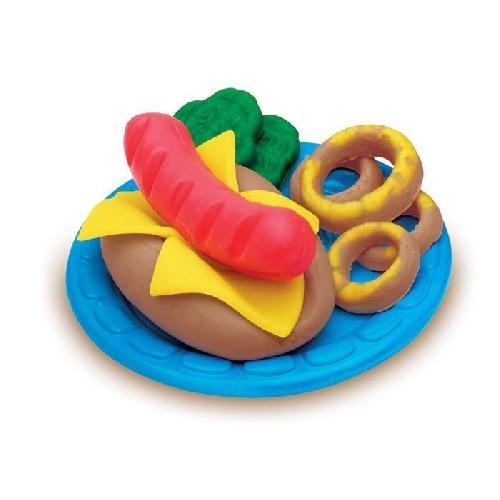 Jeu De Pate A Modeler Play-Doh Burger Party. Set pâtes a modeler Playdoh Kitchen. Accessoires pour créer des hamburgers et hot-dogs. Des 3 ans