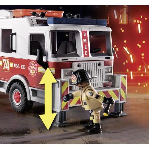 Univers Miniature - Habitation Miniature - Garage Miniature PLAYMOBIL 70935 Camion de pompiers avec échelle. City Action. Les pompiers. 113 pieces. Des 5 ans