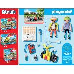 Univers Miniature - Habitation Miniature - Garage Miniature PLAYMOBIL 71257 Secouriste avec gyropode. City Action. Les Secouristes. Starter Pack. Des 4 ans