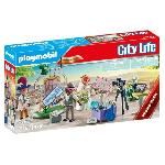 Figurine Miniature - Personnage Miniature PLAYMOBIL 71367 Couple de mariés et appareil photo. City life. Des 4 ans