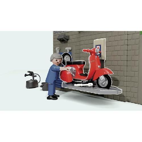 Figurine Miniature - Personnage Miniature PLAYMOBIL 71620 Vespa Garage. Style rétro. années 60. 88 pieces. Adulte. Classic cars