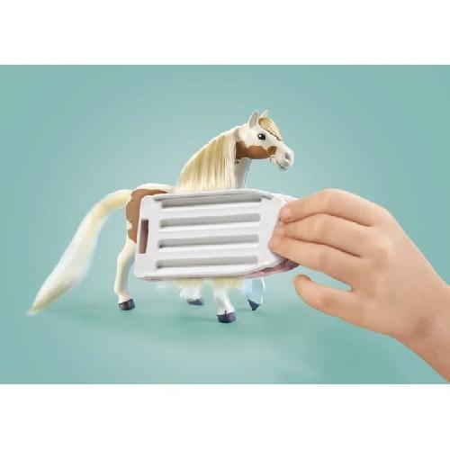 Figurine Miniature - Personnage Miniature PLAYMOBIL 71639 Ellie avec cheval. Horses of Waterfall. 33 pieces. Des 4 ans