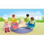 Univers Miniature - Habitation Miniature - Garage Miniature PLAYMOBIL Junior 71701 Enfants et tourniquet. Comprend quatre personnages et un tourniquet. Des 1 an