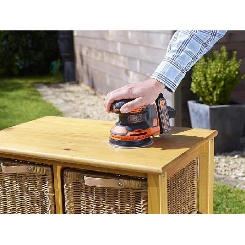 Ponceuse - Polisseuse Ponceuse excentrique sans-fil 18V BLACK+DECKER - BDCROS18N-XJ - Performant - Conception ergonomique