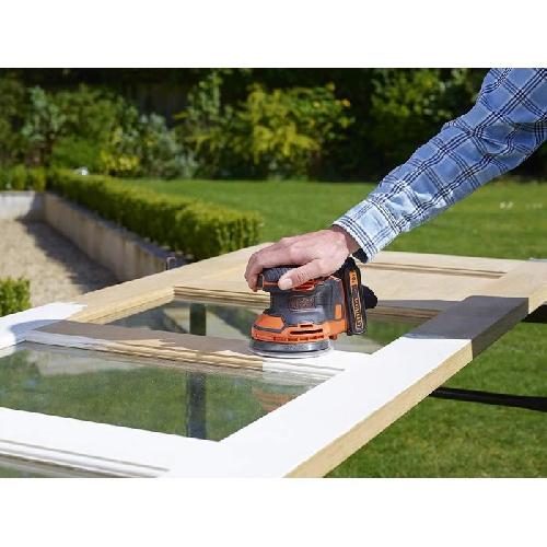 Ponceuse - Polisseuse Ponceuse excentrique sans-fil 18V BLACK+DECKER - BDCROS18N-XJ - Performant - Conception ergonomique