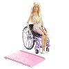 Poupee Barbie-Poupée avec fauteuil roulant-Barbie Fashionistas HJT13