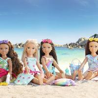 Poupee - Peluche Coffret Valentine a la plage - COROLLE GIRLS - Poupee mannequin - 5 accessoires - 28 cm - des 4 ans