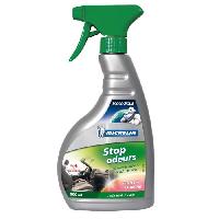 shampoing-et-produit-nettoyant-interieur