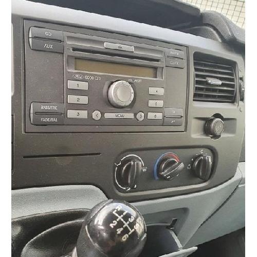 Supports Autoradio de Roger Support Autoradio compatible avec Ford 03-13 voir liste - noir