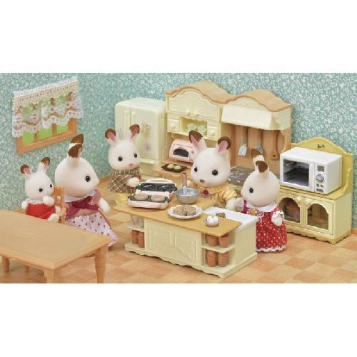 Figurine Miniature - Personnage Miniature SYLVANIAN FAMILIES - Le meuble de cuisine et accessoires - Blanc - Chine - 3 ans et plus