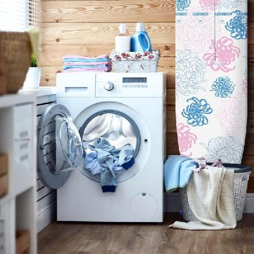 Planche A Repasser - Table A Repasser - Housse Table Table a repasser Leifheit Classic S Basic 72576. table de repassage avec hauteur reglable de 69 a 88 cm. housse en cotton. 110x30cm