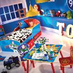 Table et 2 chaises de Toy Story en MDF.