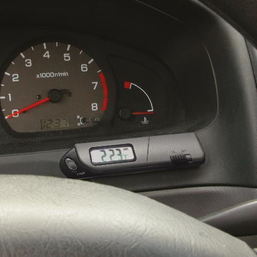 Horloges et Thermometres auto Thermometre interieur-exterieur ecran digital -> 2808060