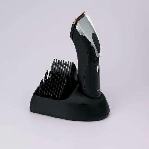 Tondeuse Cheveux  Tondeuse a cheveux PANASONIC ER-GP72 - Qualite professionnelle avec ou sans fil et lame X-taper Blade 2.0