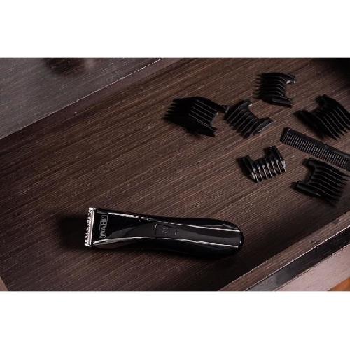 Tondeuse Cheveux  Tondeuse a cheveux - WAHL - 1911.0467 Lithium Pro LCD Clipper - 6 W - 100 min - 6 sabots - Noir