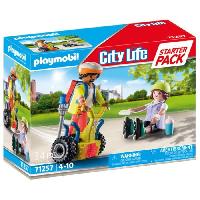 Univers Miniature - Habitation Miniature - Garage Miniature PLAYMOBIL 71257 Secouriste avec gyropode. City Action. Les Secouristes. Starter Pack. Des 4 ans