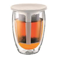 verres-en-assortiment-melange-de-verres