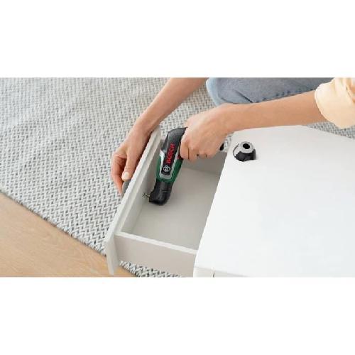 Visseuse - Devisseuse Visseuse sans fil Bosch IXO 7 avec 10 embouts et boite de rangement